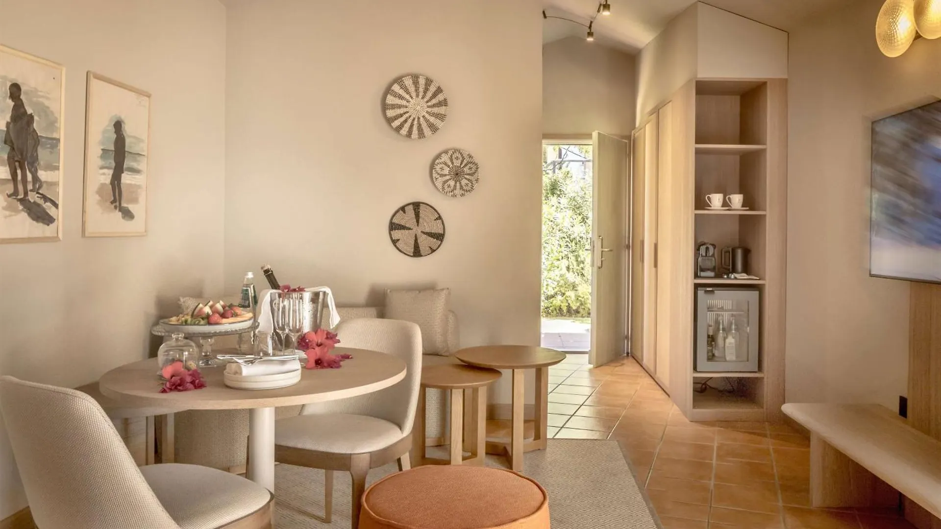 Veridia Resort Sardinia, A Member Of Radisson Individuals (Adults Only) Chia Hotel
