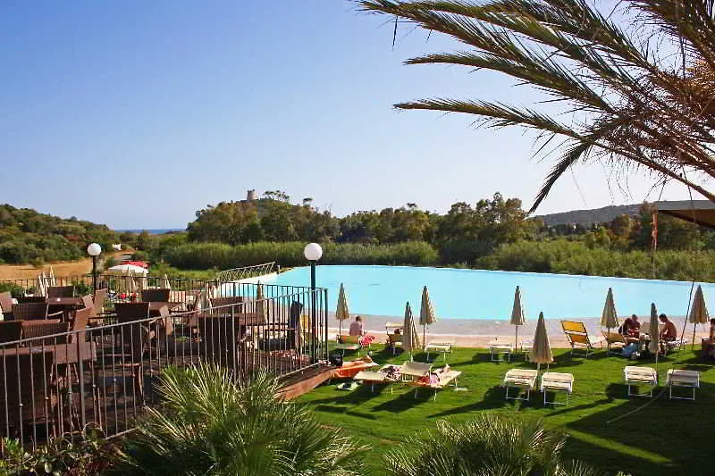 Hotel Veridia Resort Sardinia, A Member Of Radisson Individuals (Adults Only) Chia
